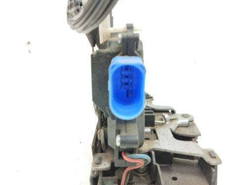 Rear left lock VW JETTA III (1K2) 2.0 TDI 16V | BP16871785C100 