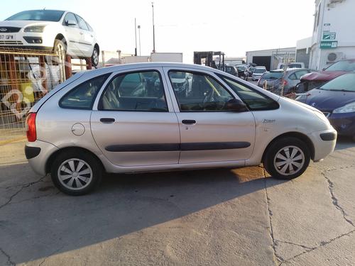 Right headlight CITROËN XSARA PICASSO (N68) 1.6 HDi | BP32374884C29 