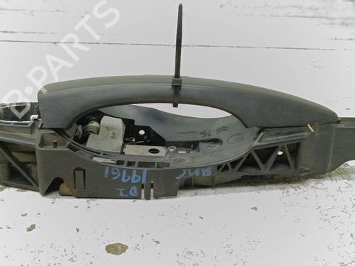 Used Front left exterior door handle Front left exterior door handle 37607735 37607735