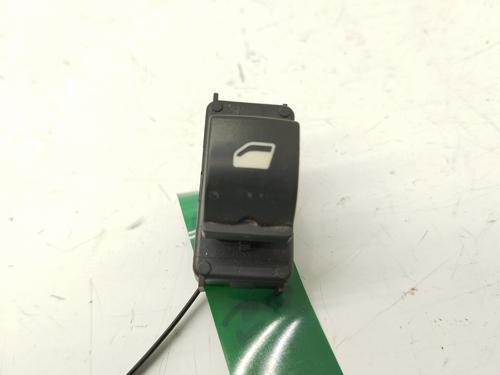 Used Left rear window switch PEUGEOT 3008 II SUV (MC_, MR_, MJ_, M4_) 1.6 BlueHDi 120 (120 hp) 25136468