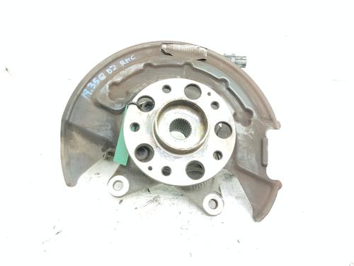 Used Left front steering knuckle SSANGYONG TIVOLI [2015-2025]  30575598