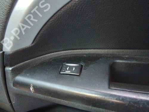 right-front-window-switch-ford-mondeo-iii-b5y-2000-2001-2002-2003-2004-2005-2006-2007-35816476 main image