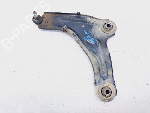 Used Left front suspension arm RENAULT LAGUNA II (BG0/1_) [2001-2007]  24586435