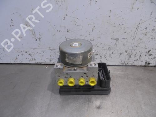 Used ABS pump RENAULT MEGANE IV Hatchback (B9A/M/N_) 1.2 TCe 130 (B9MR) (130 hp) 13426674