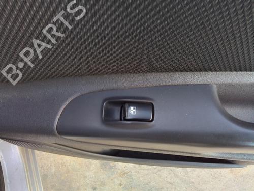 right-rear-window-switch-kia-rio-ii-jb-2005-2006-2007-2008-2009-2010-2011-35816211 main image