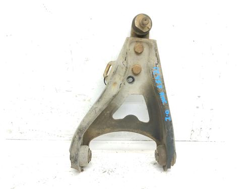 Used Right front suspension arm RENAULT MEGANE I Classic (LA0/1_) [1996-2008]  30469519