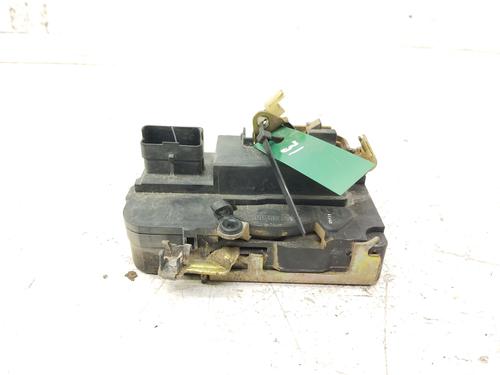 Used Front right lock PEUGEOT PARTNER Box Body/MPV (5_, G_) 1.9 D (69 hp) 30775641