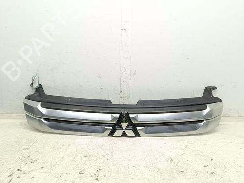 Used Grille MITSUBISHI OUTLANDER III (GG_W, GF_W, ZJ, ZL, ZK) 2.2 Di-D (GF6W) (150 hp) 31755970