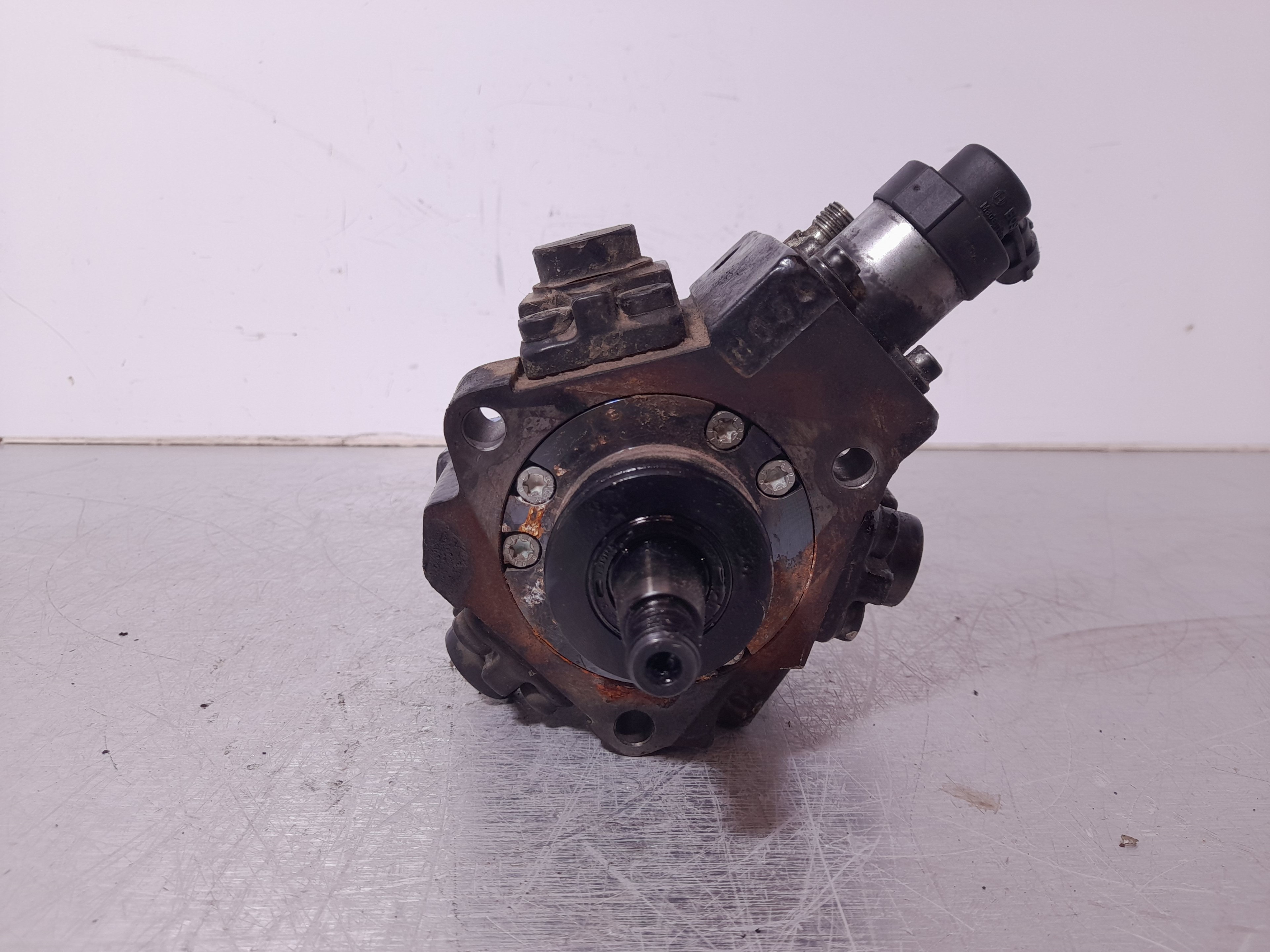 Injection pump KIA CEE'D SW (ED) 1.6 CRDi 90 13627680 | B-Parts