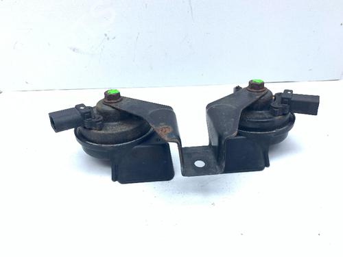 Used Horn AUDI TT (8J3) 2.0 TFSI (200 hp) 30637407