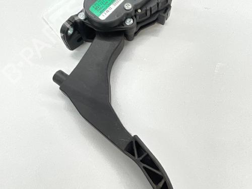 Used Pedal VW POLO V (6R1, 6C1) 1.2 TDI (75 hp) 29256618