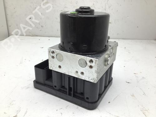 Used ABS pump FORD FIESTA VI (CB1, CCN) 1.25 (82 hp) 27643321