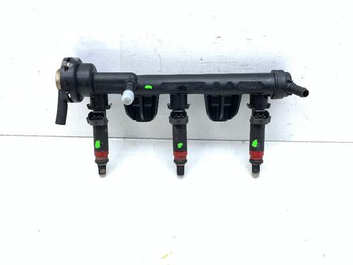 Rail D'Injecteurs Rail D'Injecteurs VW POLO IV (9N_, 9A_) 1.2 (54 hp) 36432617 36432617
