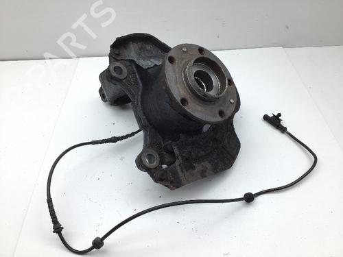 Used Left front steering knuckle FIAT DUCATO Bus (250_) 100 Multijet 2,2 D (100 hp) 18474084