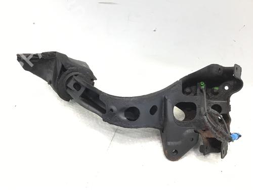Used Right rear steering knuckle MINI MINI (R50, R53) One (90 hp) 25120987