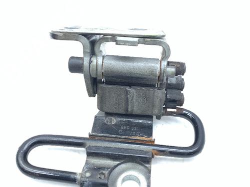 Dørhængsel/Dørbegrænser AUDI A3 (8P1) 1.8 TFSI (160 hp) 32850365