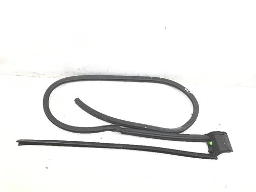 Rubber door seal VW GOLF IV Cabriolet (1E7) 2.0 | BP14588738C142 