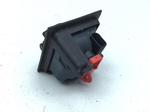 Fuel door actuator MERCEDES-BENZ C-CLASS T-Model (S205) C 200 (205.242) | BP22420034E18 