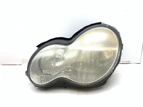 Phare gauche Phare gauche MERCEDES-BENZ C-CLASS (W203) C 180 (203.035) (129 hp) 36295858 36295858