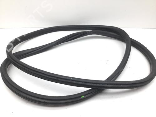 Used Rubber door seal BMW 1 (F20) 116 d (116 hp) 14589178