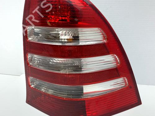 Farolim direito MERCEDES-BENZ C-CLASS T-Model (S203) C 200 Kompressor (203.242) (163 hp) 30936458