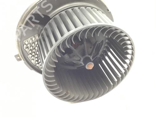 Heater blower motor VW TOURAN (1T1, 1T2) 2.0 TDI | BP16446494M62 