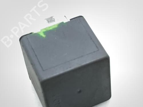 Electronic sensor MITSUBISHI OUTLANDER II (CW_W) 2.2 DI-D 4WD | BP36074046M84 - Image 3
