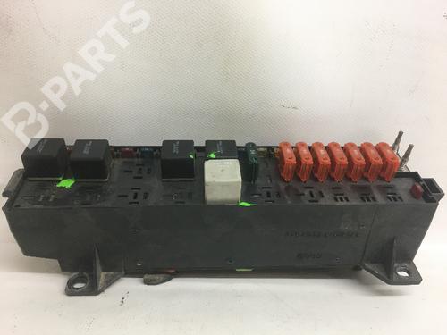 Used Fuse box CHRYSLER VOYAGER / GRAND VOYAGER III (GS_, NS_) 2.5 TD (116 hp) 6145628