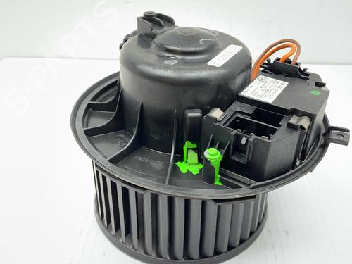 Used Heater blower motor VW GOLF VI (5K1) 1.2 TSI (105 hp) 30384942