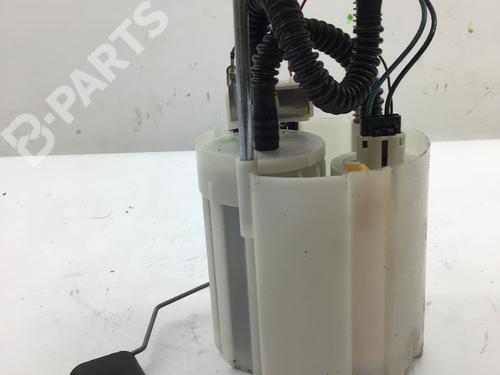 Used Fuel pump FIAT GRANDE PUNTO (199_) 1.4 (199AXB11, 199AXB1A, 199BXB1A, 199AXL1A) (77 hp) 6786983