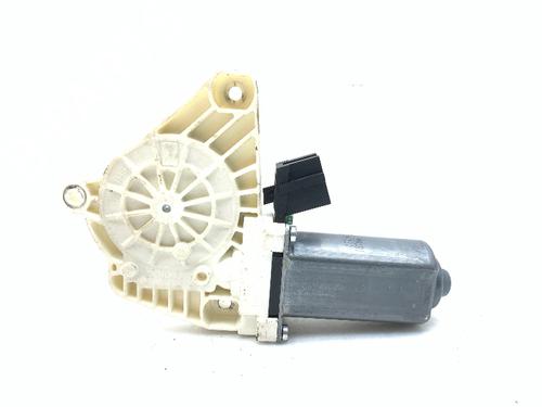 Used Left front window motor Left front window motor MERCEDES-BENZ A-CLASS (W169) A 170 (169.032, 169.332) (116 hp) 32391239 32391239