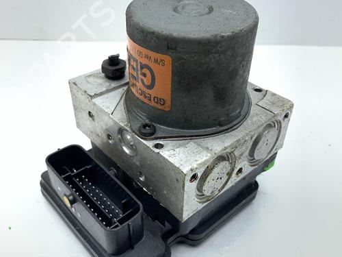 Used ABS pump HYUNDAI i30 (GD) 1.4 (99 hp) 31646909
