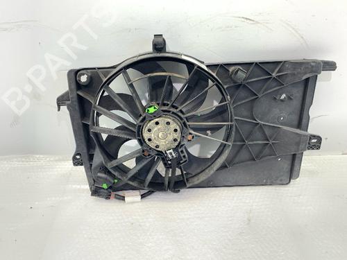 Used Radiator fan OPEL MERIVA A MPV (X03) 1.6 (E75) (105 hp) 30876207