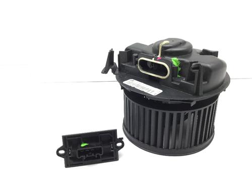 Used Heater blower motor NISSAN MICRA III (K12) 1.2 16V (65 hp) 25402616