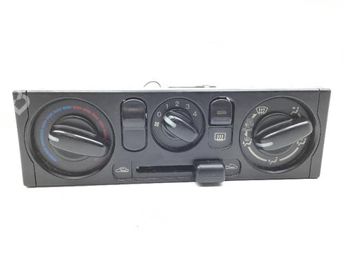Used Climate control MAZDA MX-5 II (NB) 1.6 16V (NB6C) (110 hp) 17006705