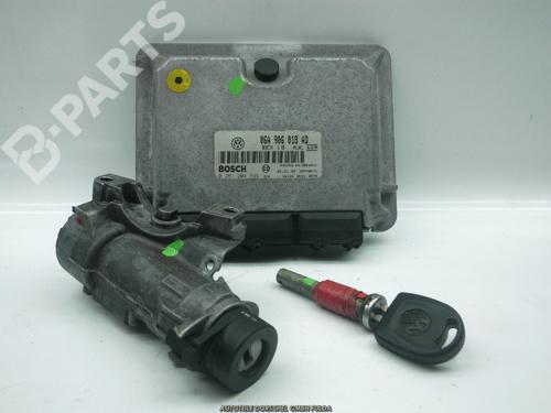 Used Engine control unit (ECU) VW NEW BEETLE (9C1, 1C1) 2.0 (115 hp) 3003668