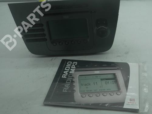 Used Radio SEAT ALTEA XL (5P5, 5P8) 2.0 TDI (140 hp) 3006287