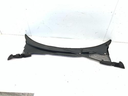 Grelha curcuvan ALFA ROMEO MITO (955_) 1.4 TJet (955AXA1B) (155 hp) 31761052