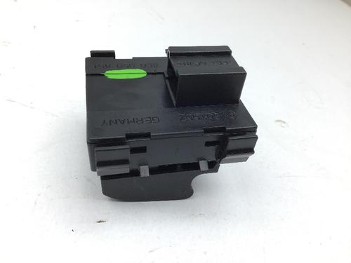 Left front window switch AUDI A3 (8L1) 1.6 | BP28096782I27 