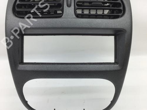 Used Air vent PEUGEOT 206 SW (2E/K) 1.4 16V (88 hp) 14585738