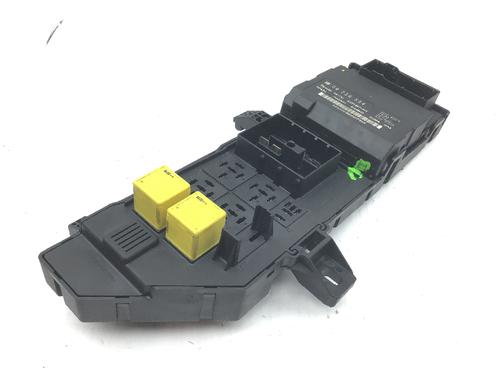 Used Fuse box OPEL VECTRA C (Z02) 1.8 16V (122 hp) 12268977