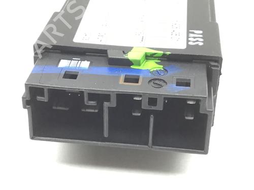 Used Electronic module BMW 1 (E87) 118 d (143 hp) 23549974