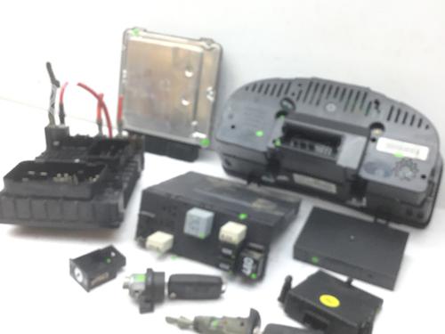 Engine control unit (ECU) VW GOLF V (1K1) 1.9 TDI | BP19798358M57 