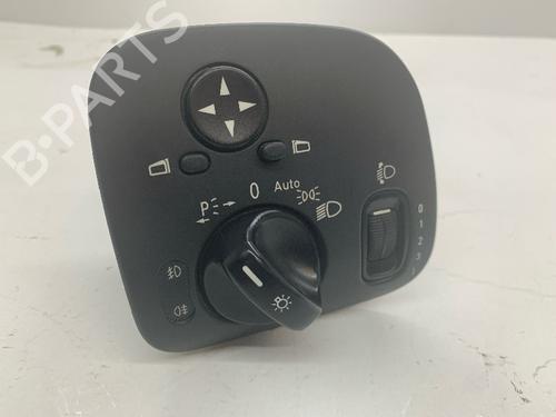 Forlygtekontakt MERCEDES-BENZ C-CLASS (W203) C 200 Kompressor (203.042) (163 hp) 18910234