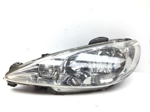 Used Left headlight PEUGEOT 206 Hatchback (2A/C) 1.4 i (75 hp) 13660079