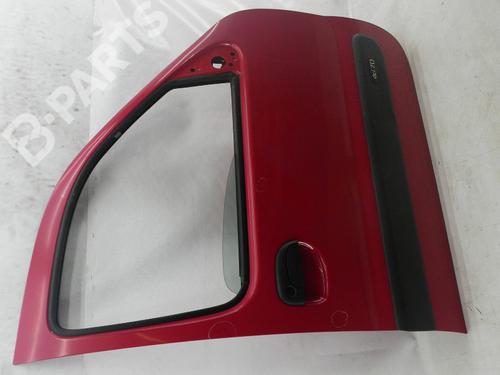 Used Right front door NISSAN KUBISTAR MPV (X76) 1.5 dCi (65 hp) 3499628