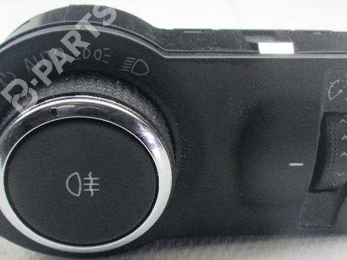 Used Headlight switch OPEL INSIGNIA A Sports Tourer (G09) 2.0 CDTI (35) (140 hp) 4065173
