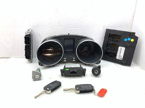 Centralina do motor Centralina do motor VW GOLF VI (5K1) 1.4 (80 hp) 33835298 33835298