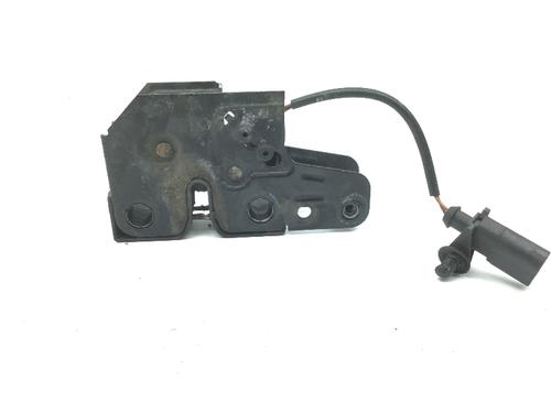 Used Hood lock VW POLO (9N_, 9A_) 1.2 (54 hp) 11857523
