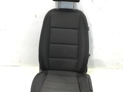 Used Left front seat VW GOLF VI (5K1) 1.2 TSI (105 hp) 23643312